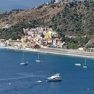 https://la-fenice-giardini-naxos.sicilyhotelsitaly.net