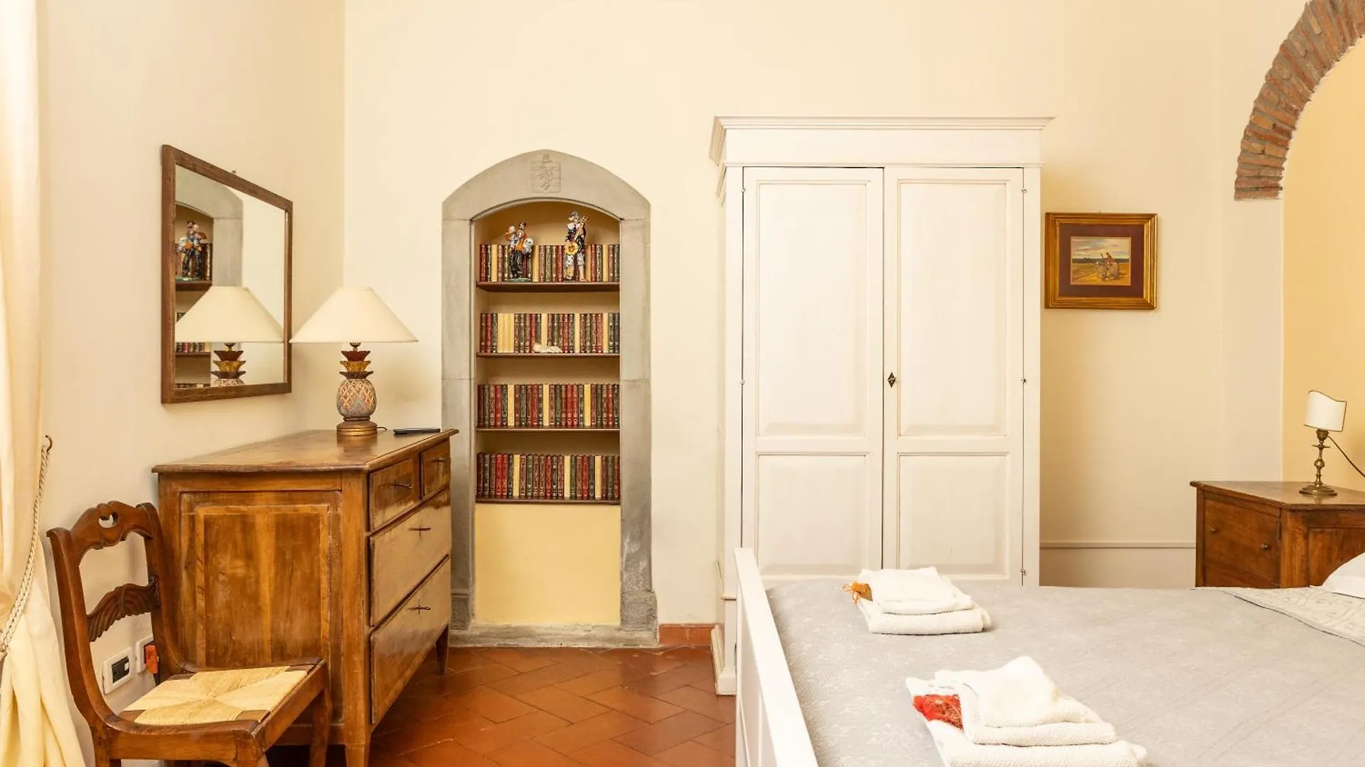 Villa Medici Donnini Arezzo 0*,