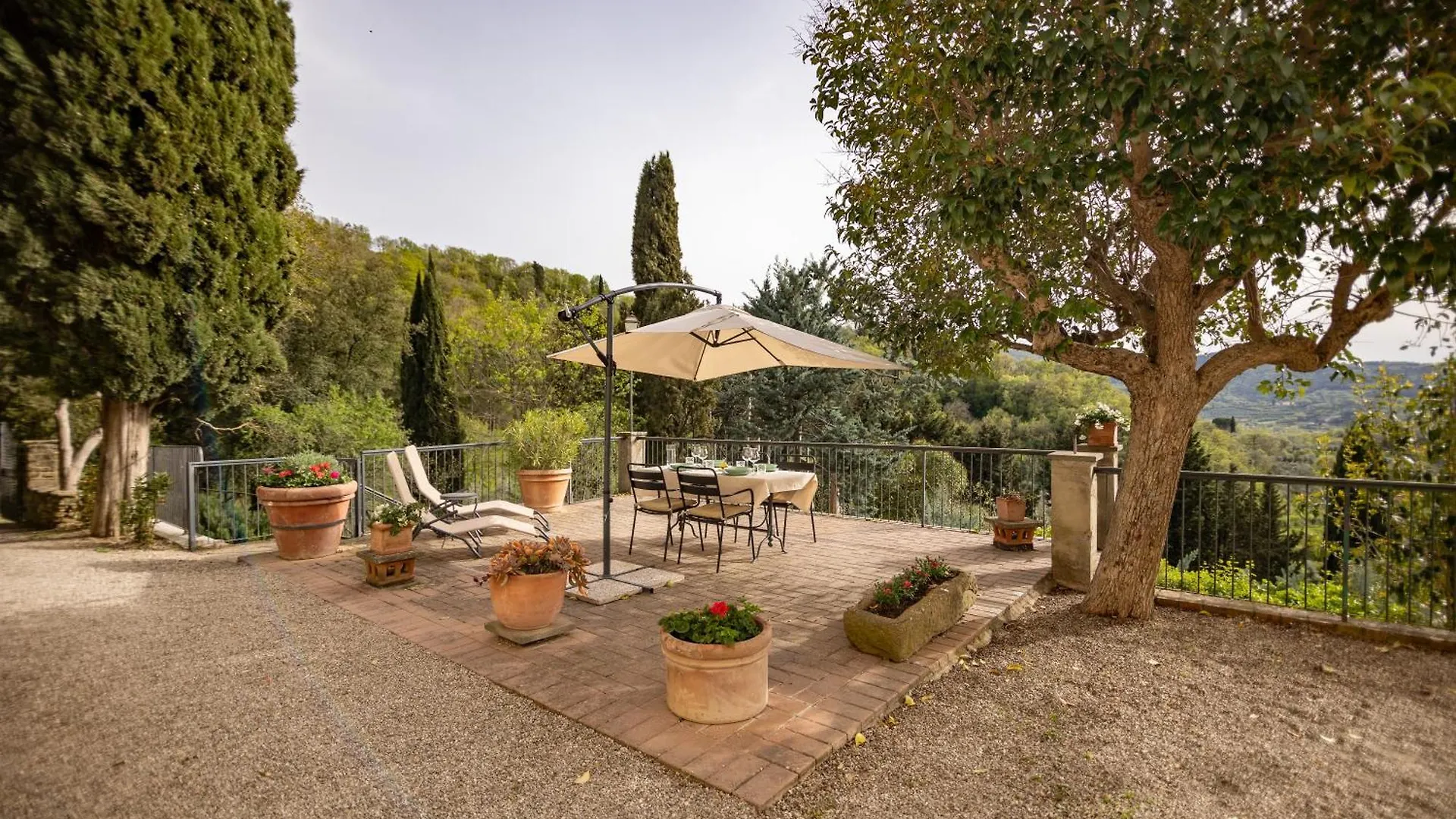 Apartment Villa Medici Donnini Arezzo Italy